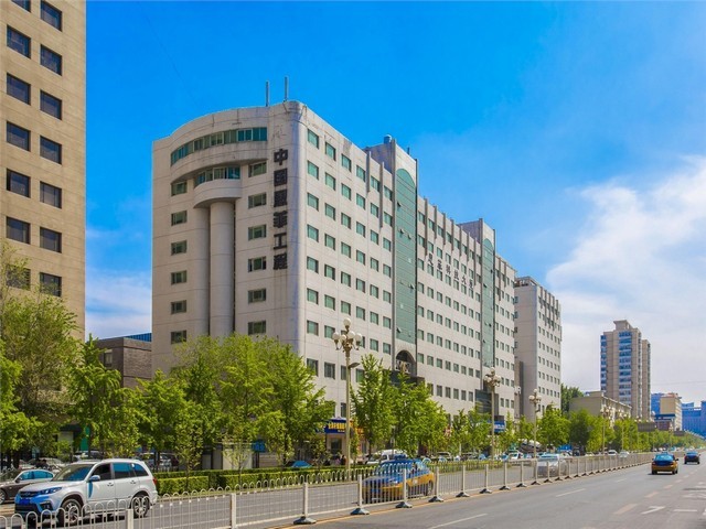 上海市松江区彩钢板夹芯板报价